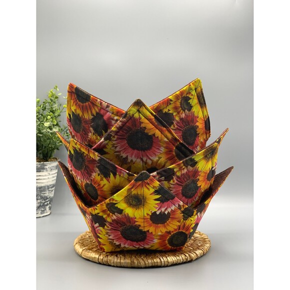 Set of Three Sizes, Microwave Soup Bowl Cozy, Dinner Plate, Pint Size Sunflower - Picture 4 of 9